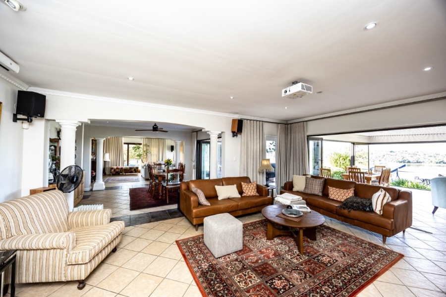 4 Bedroom Property for Sale in Beacon Bay Eastern Cape